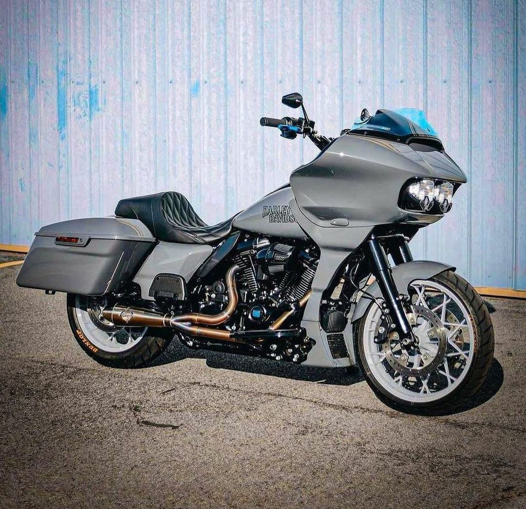 Harley-Davidson Road Glide Custom