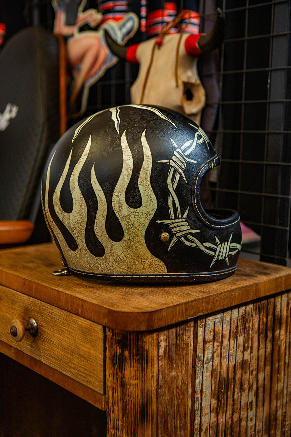 customizable motorcycle helmet Custom Helmet BARBED WIRE – MF Customs