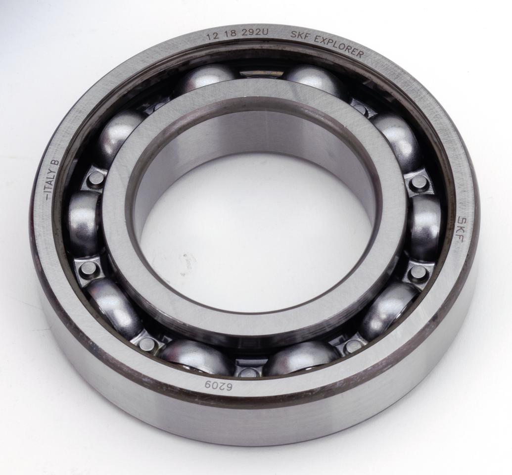 TRANSMISSION BEARINGS FOR 5 SPEED BIG TWIN - Needle bearing main drive gear, 1991-2006, Koyo (OEM 35051-89)

High quality replacement bearings for 5 Speed transmissions. | Dyna  |  FXR  |  RS  |  Softail  |  Sportster  |  Touring  |  Tube frame  |  XB