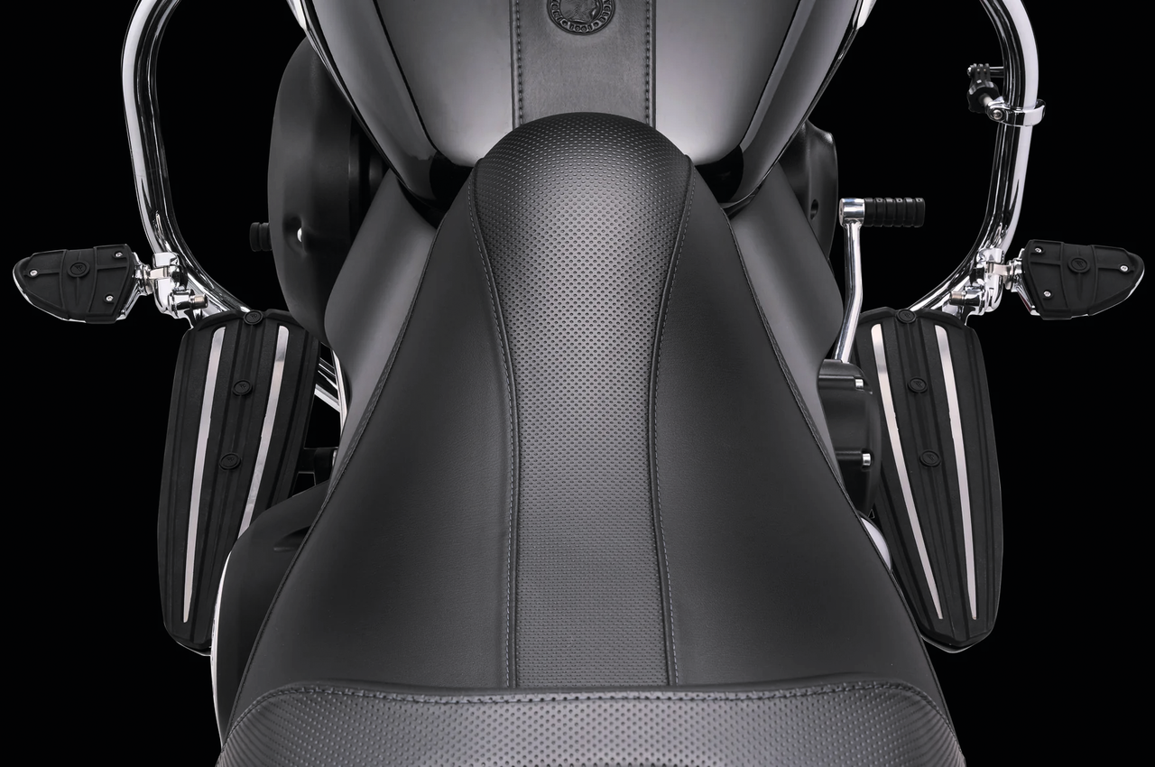 UNDER SEAT MOUNTED HEAT DEFLECTORS FOR INDIAN | Chief | Roadmaster | Springfield