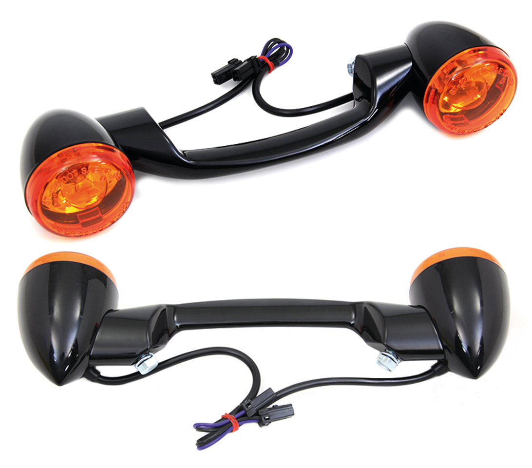REAR TURN SIGNAL BAR WITH BULLET TURN SIGNALS | Softail