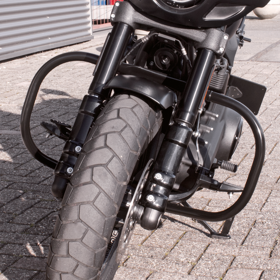CRASH/HIGHWAY BARS FOR HARLEY-DAVIDSON | Softail