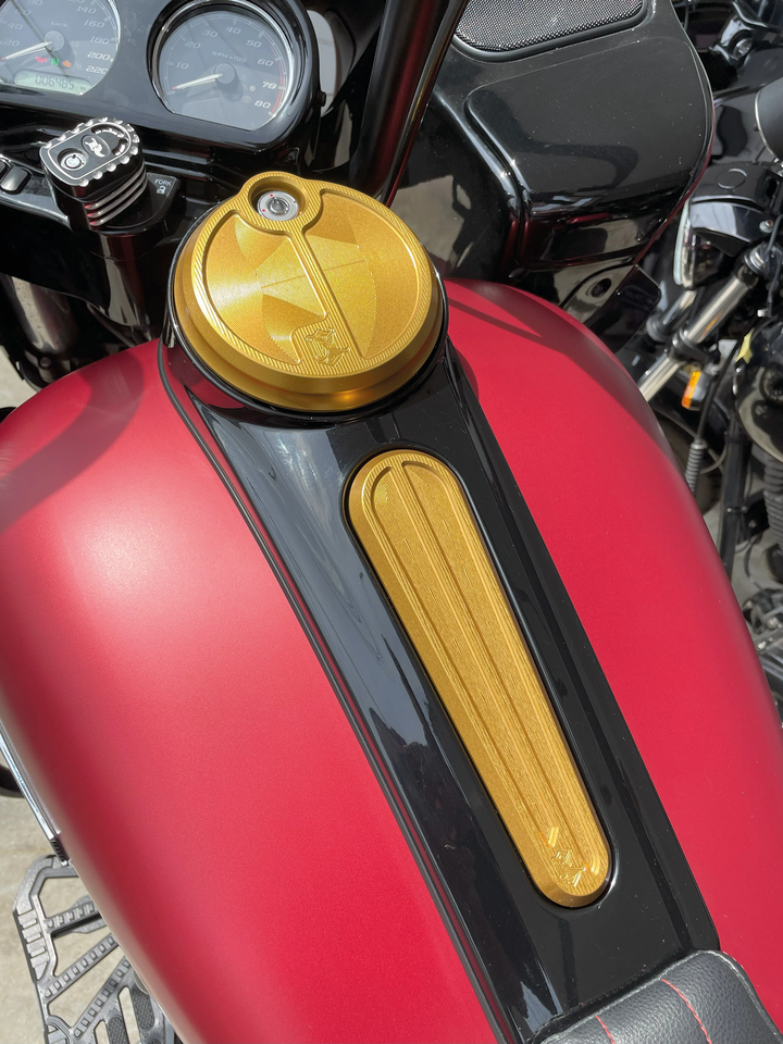 KEN'S FACTORY NEXT LEVEL FUEL CONSOLE DOORS | Touring | Trike