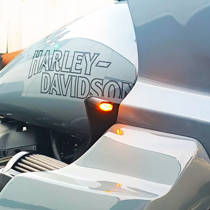 DOMINATOR WIND DEFLECTOR TURN SIGNALS ST STYLE FAIRING