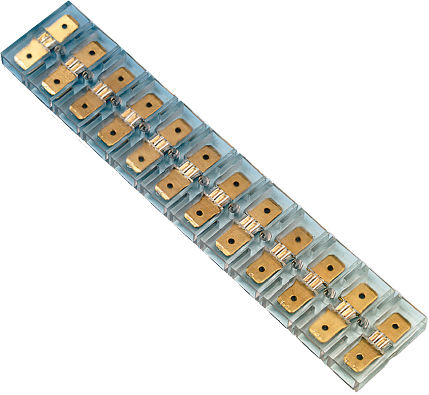 FLAT TERMINAL AND MULTIPLE FLAT CONNECTOR